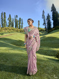 Elegant sari rose pâle Shakeela
