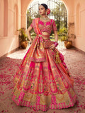 Lehenga mariée saumon et rose Rajwanti