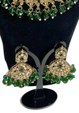 Parure indienne Roshni Émeraude avec collier boucles tikka et coffret