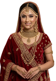 Parure de mariée indienne Aishwarya dorée et perles ivoire portée avec sari rouge