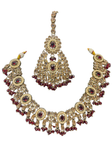 Parure indienne Mahima bordeaux avec collier boucles et maang tikka
