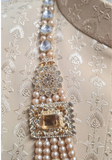 Détail mala homme Aarav pierres champagne et perles ivoire