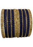 Lot de bracelets indiens bleu nuit et doré Zoya avec ornements scintillants.