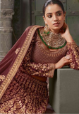 Lehenga mariée bordeaux Mahjabeen