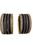 Lot de bracelets indiens bleu nuit et doré Zoya avec ornements scintillants.