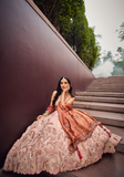 Lehenga indien élégant rose blush et cuivre rosé