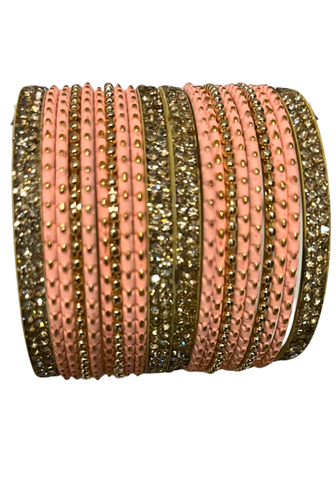  Bracelets indiens Zoya pêche et doré pour les deux poignets.