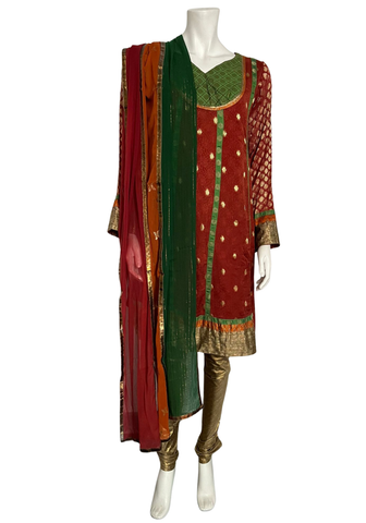 Salwar Suhasini – Taille 40