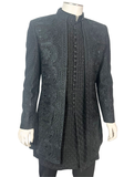 Détails broderies sherwani noir Farhan col mao