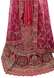 Détail des broderies de paons et fleurs dorées du lehenga Padmavati