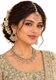 Parure Kajol Rose poudré collier boucles d'oreilles et maang tikka