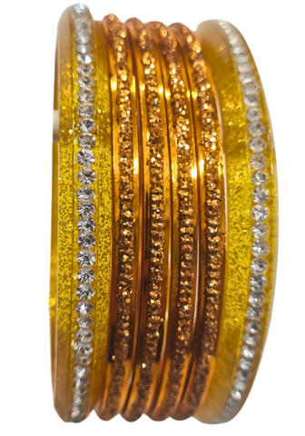 Bracelets Nirali Jaune Doré – lot de 6 bangles indiens décorés de paillettes dorées et strass argentés scintillants.