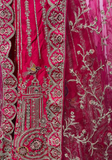 Broderies florales dorées et motifs traditionnels sur la jupe Padmavati