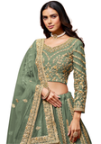 lehenga vert sauge brodé mariage indien femme