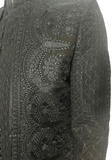 Détails broderies sherwani noir Farhan col mao