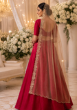 Voile de mariée indien champagne doré porté sur une tenue rouge