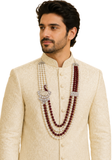 Détail paon et pierres du Mala Mayur pour homme