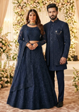 Matching Couple Aviraj et Karima bleu marine – Sherwani homme et lehenga brodé assortis pour mariage indien